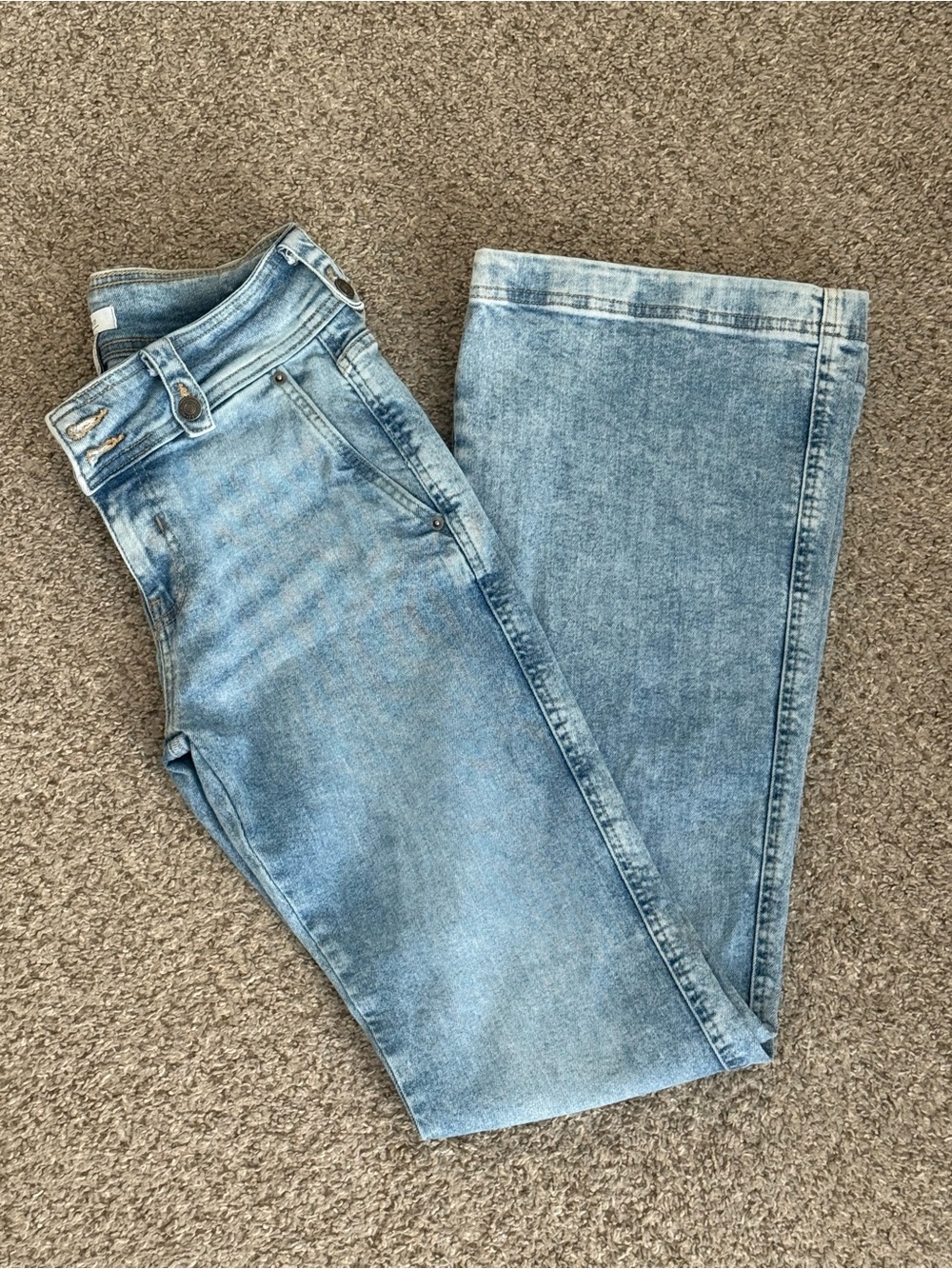 Forever 21 Light Wash Flare Jeans